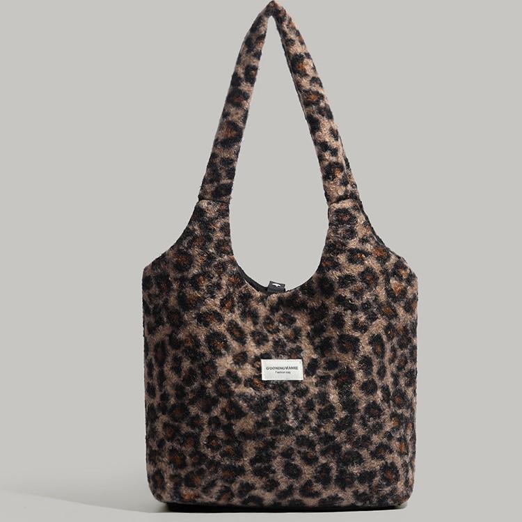 Autumn Winter Leopard Print Shoulder Bag Japanese Ins Niche Design Commuter Tote Bag Student Large Capacity Handbag for Women