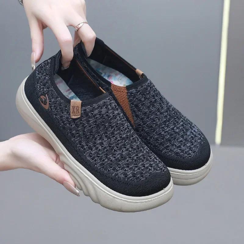Fashion Women Fashion Casual Sneakers Lightweight Slip on Sport Shoes Woman  New Breathable Soft Soles Non-slip Walking Shoes 2024