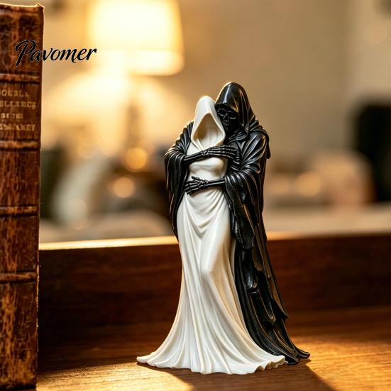 Gothic Home Decor Hugging Reaper Figurine, Resin Black And White Skeleton Bookshelf Art Statue for Bookshelves Desktop, Retro Halloween Atmosphere
