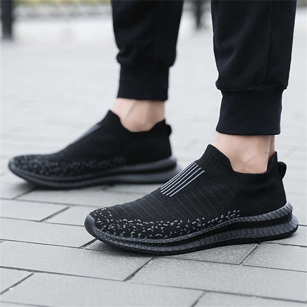 Fashion Sumer Stockings Designer Tennis Man Mules Designer Luxury Sneakers Shoes Men's Black Sports Sneachers Importers Trainers