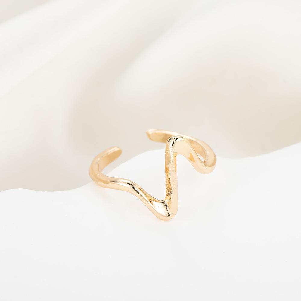 ECG Pattern Wavy Curve Geometric Arc Open Ring