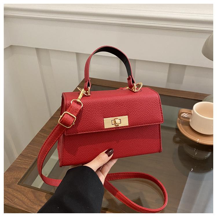 Bag Women's Bag New Summer 2025 Fashion Messenger Simple Commuter Bag Tide Korean Version Simple Shoulder Popular Bag