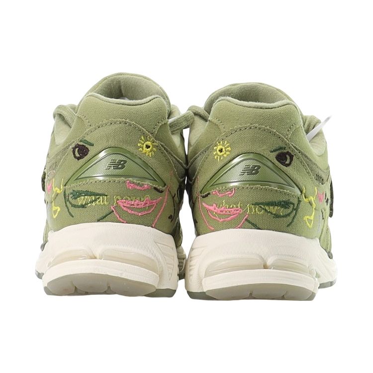 Bryant Giles X New Balance 2002R What Now? Unisex Sneakers Green Iguana Capulet-Olive M2002RAG