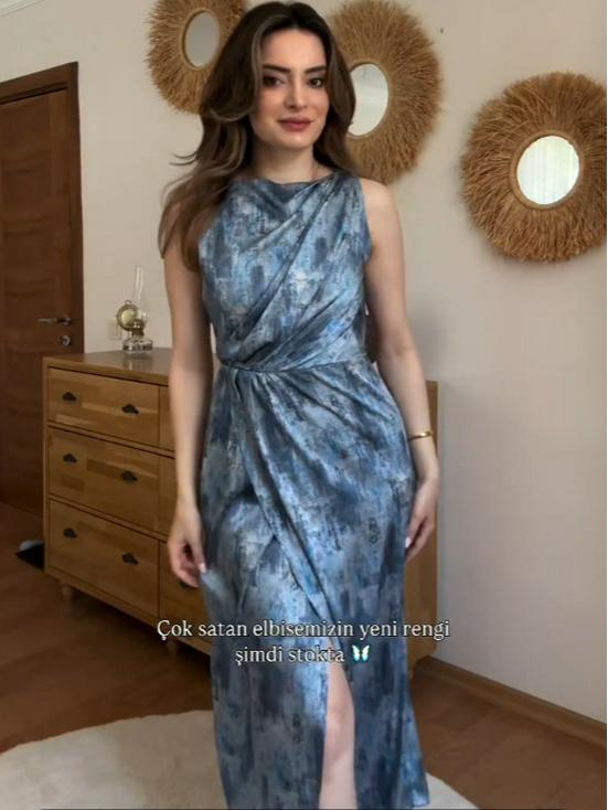 Elegant 2025 European & American Slimming Sleeveless Vest Dress