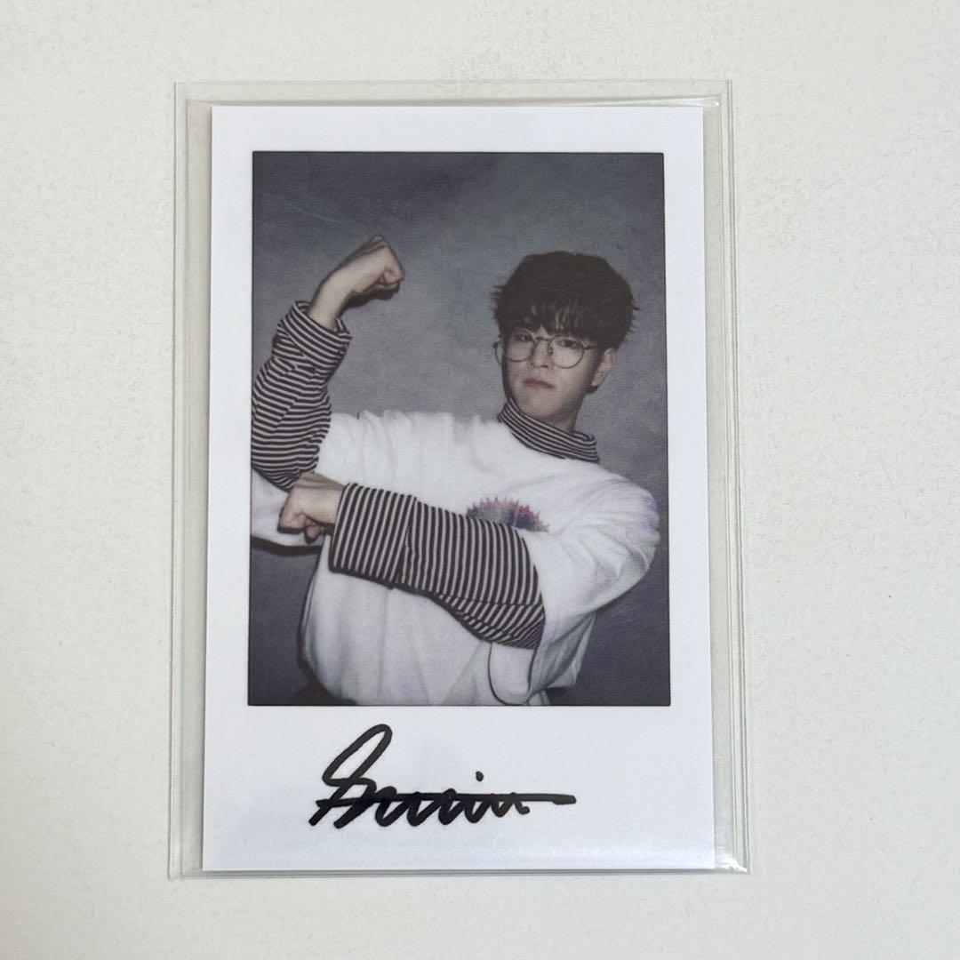 

[USED] Seungmin Polaroid hi-stay