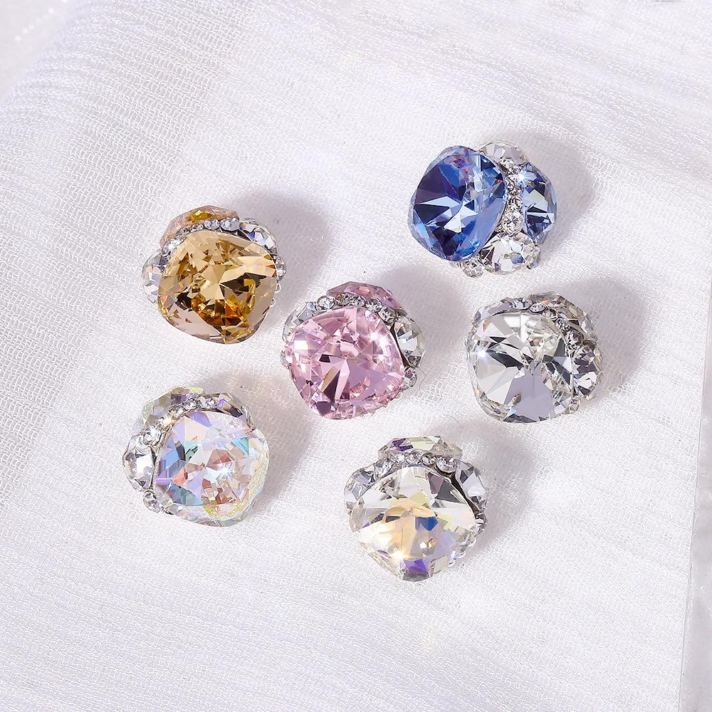 Nail Art Jewelry High-Quality Fat Square Handmade Stacking Diamond Finished Diamond Nail Art Diamond Jewelry K9 Crystal Nail Art Diamond