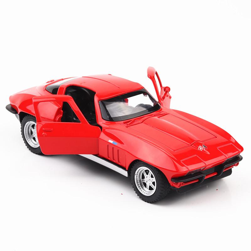 corvette de juguete
