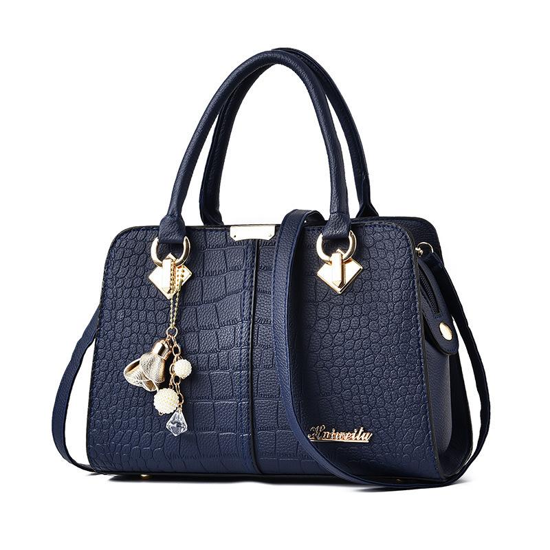 New European and American style women's portable shoulder bag, fashionable shoulder bag, temperament mother bag source