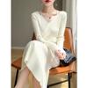 2025 Autumn/Winter Elegant Slim-Fit V-Neck Wool Knit Dress