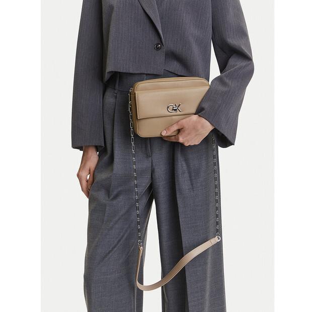 Сумочка Calvin Klein Ck Pocket Camera Bag K60K613089 коричневый