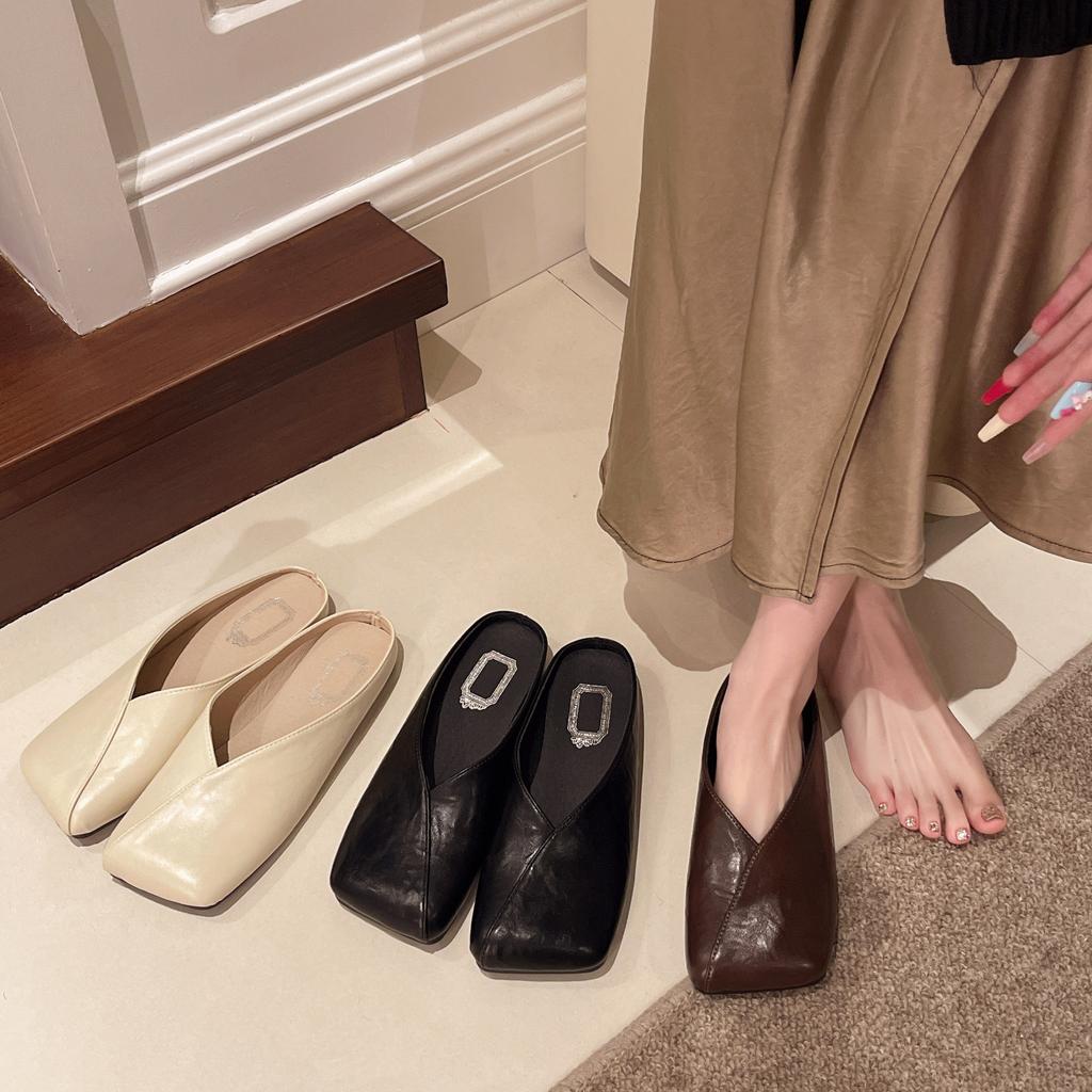 Brown Bag Head Half Slippers Women's 2025 Spring New Retro Square Head Flat Bottom Small Leather Shoes Temperament British Style Single Shoes