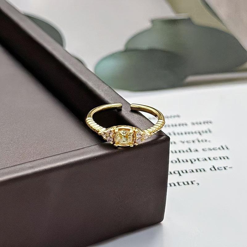 Medieval French Retro Full Diamond Open Ring Fashion High Sense Temperament Niche Design Exquisite Diamond Accessories Women