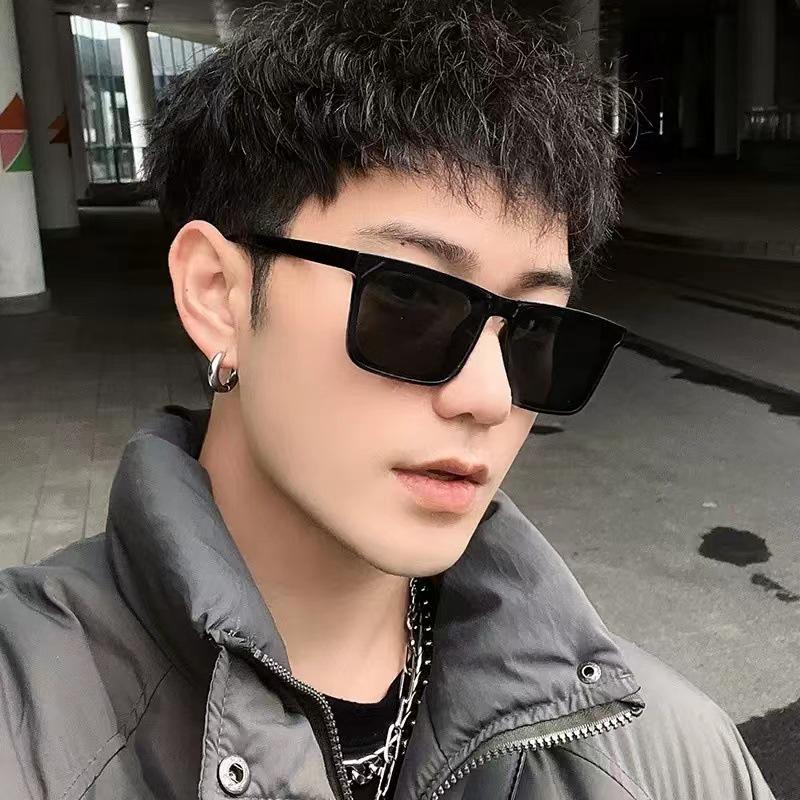 2025 Unisex Korean Square Sunglasses for Driving
