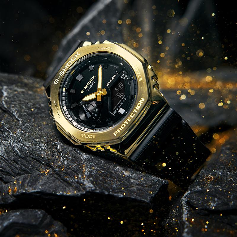 Casio G-SHOCK Golden Age Metal Octagonal Eight Prince Sports Waterproof Quartz Resin Strap Men's Watch Gold Dial GM-2100G-1A9PR