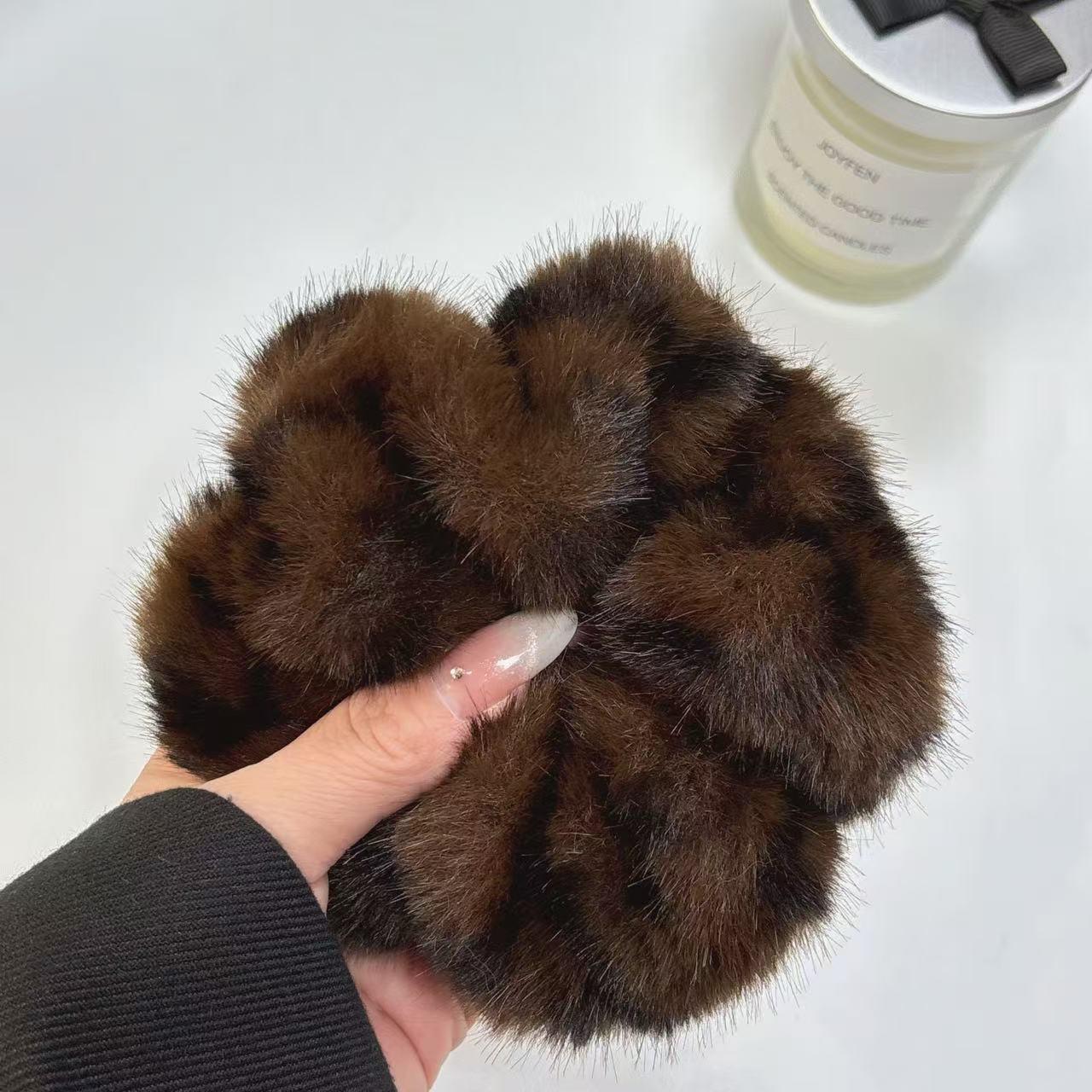 

2024 Французская ретро-резинка для волос и повязка на голову из искусственного меха норки на осень/зиму