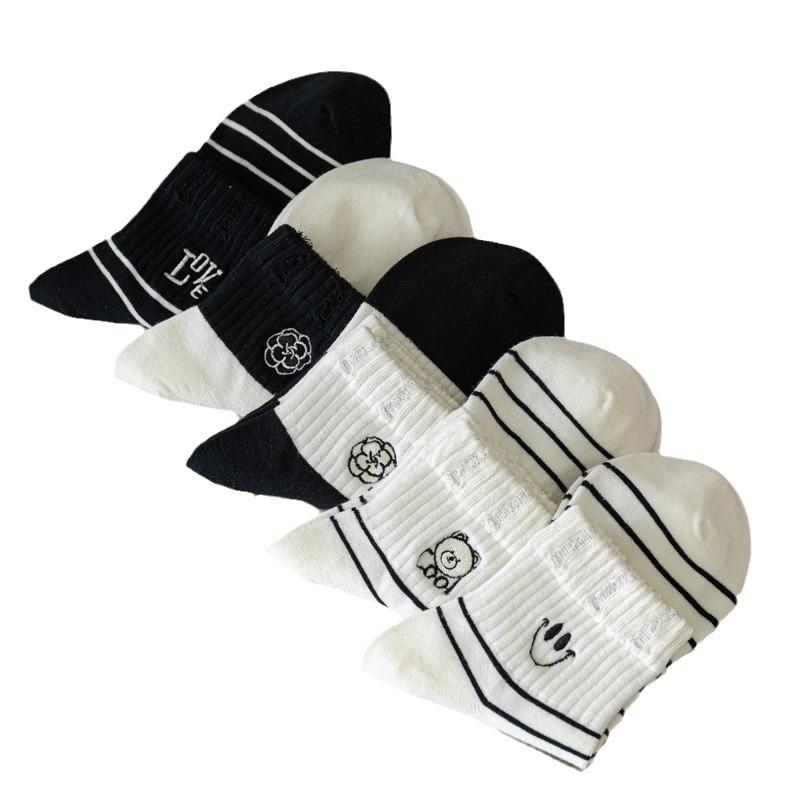 5/10 Pairs Casual Women's Mid Calf Socks Spring Summer Lightweight Black and White Striped Embroidered Cotton Socks Cute Teenage Girls' Long Socks