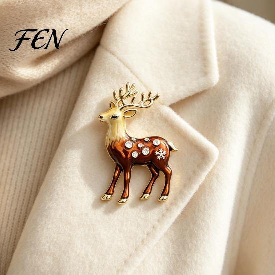 Reindeer Sweater Brooch Christmas Pin, Rhinestone Elk Lapel Clothing Accessories Cardigan Coat Suits Accessories, Jewelry Gift for Xmas Alloy