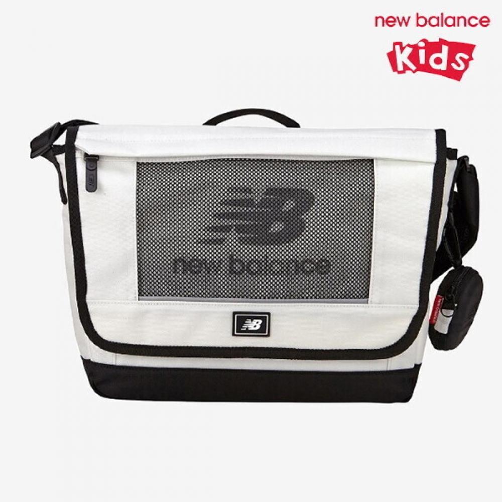 

New Balance Kids Essentials Messenger Bag Nk8aef704u 39 Kids Bag 999/size
