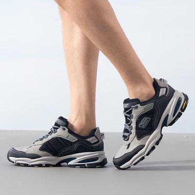Herrenschuhe – Sportschuhe