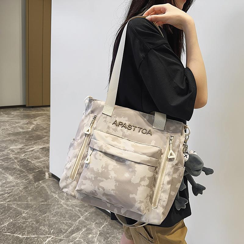 Large Capacity Contrast Shoulder Bag Women's Crossbody Bag