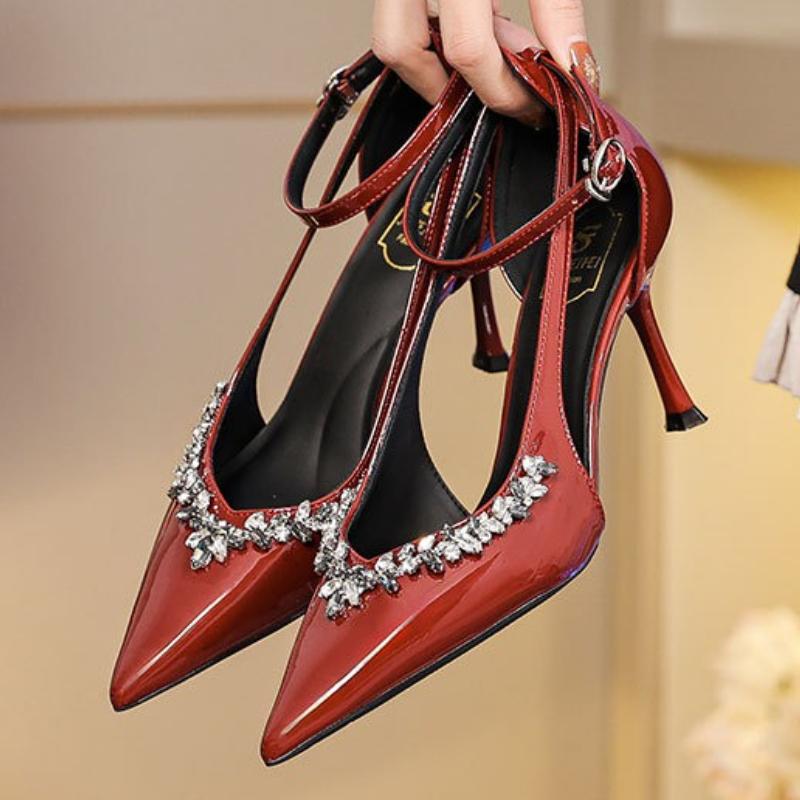 Fashion High Quality Pointed Toe Rhinestone Women Sandals Patent Leather Ankle Straps Buckle Slide Sandals Fashion Comfort Dress Shoes