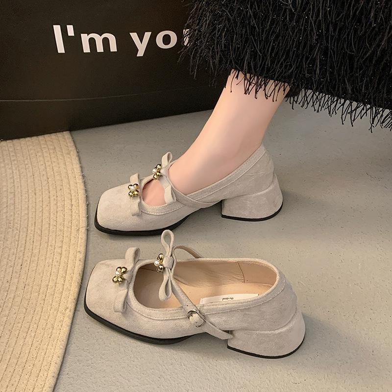 

Mary Jane shoes women s new leopard print thick heel fashion heightening explosion golden flower small single shoes small beads spring 35