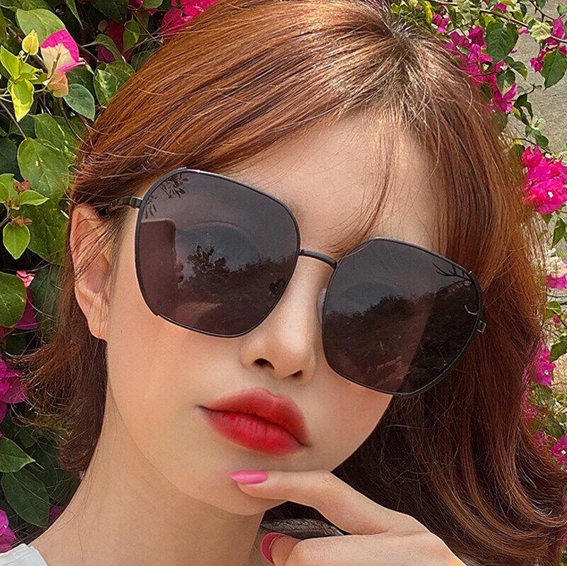 משקפי שמש חדשים לנשים Ins אופנה בסגנון קוריאני משקפי שמש אופנתיים לנשים הגנת UV