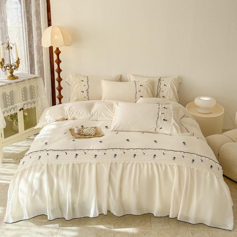 Ins Princess Style Bedding Sets Ruffle Lace Bow Quilt Cover Romantic Bedclothes Decor Woman Girls Bedroom Duvet Cover 4pcs