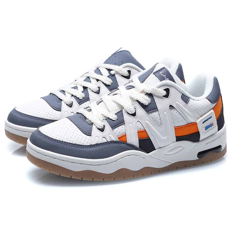 Li Ning Yufeng Synthetic Leather Comfortable Coverage Thermal Slip Resistant Low top Skateboard Shoes Men's White Gray AGCQ295-2
