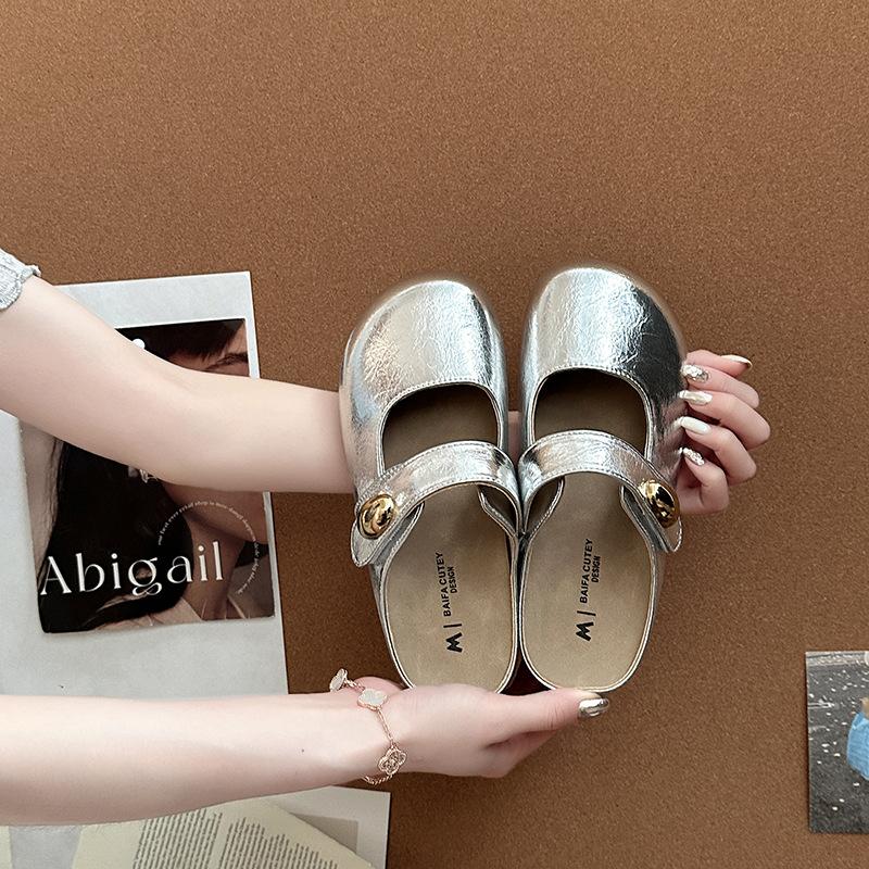 

Thick-soled beautiful Birkenstock bag head half slippers, girls wear matte leather small leather shoes in summer, versatile casual sandals tide 35