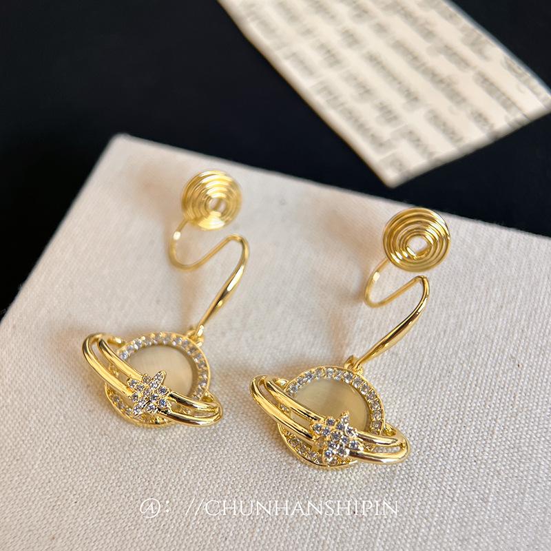 Sweet Cool Wind Planet Moon Earrings Earrings Long Zircon Stud Earrings Galaxy Niche Mosquito Coil Disc Earrings