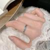 Bague poisson bleue élégante pour femme - Tendance, réglable, polyvalente et chic, bijou pour index.