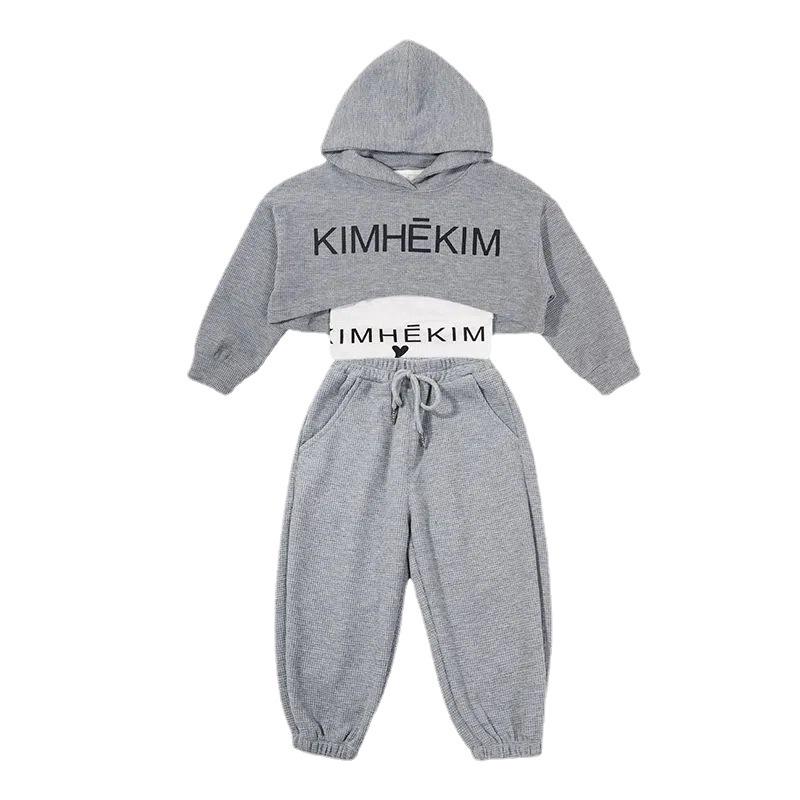 Girls' 2025 Trendy Autumn Sportswear: Three-Piece Hooded Sweatshirt Set