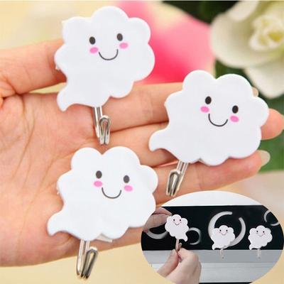 Nuovi 3 pezzi Gancio Adesivo a Forma di Nuvola Supporto Appiccicoso da Parete Appendiabiti Accessori Gadget per Cucina Bagno