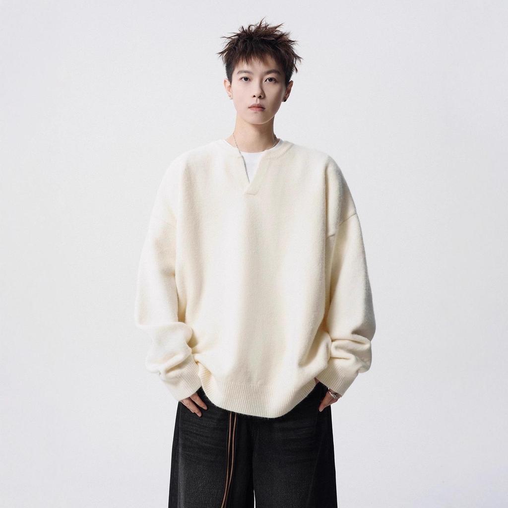 Korean V-Neck Knit Sweater for Men & Women - Autumn/Winter High Street Retro Style