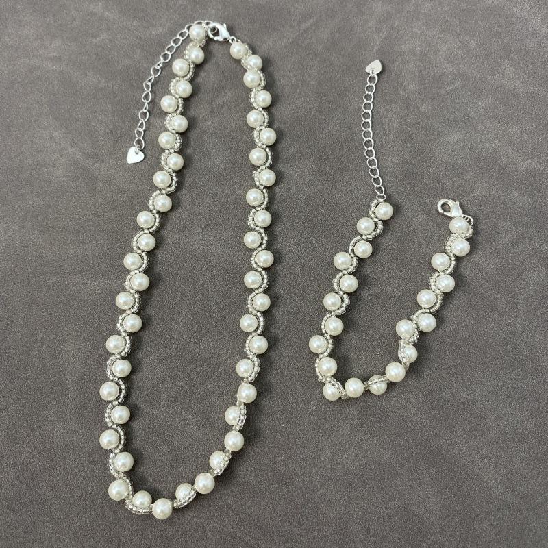 Meier Large and Small Pearl Necklace Easiest for Matchelegant Palace Style Clavicle Chain Necklace