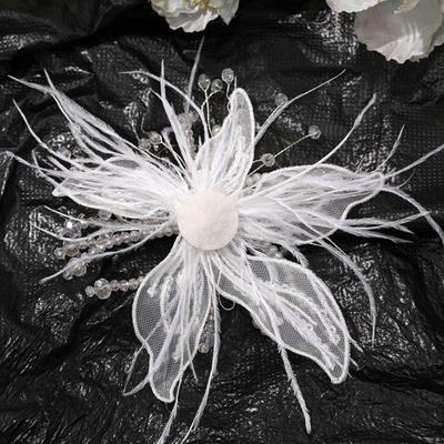 Feather Pearl 3D Organza Flower Patch Crystal Flower Lace Studded Patch Hand-made Handmade Applique Decorative Corsage Accessory