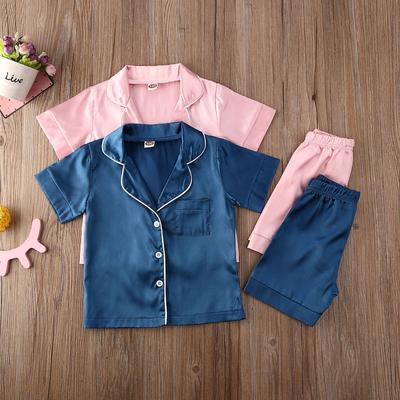 Pyjama's en badjassen – Pyjama sets