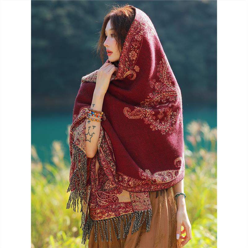 Skin Friendly And Breathable Warm And Versatile Home, Autumn And Winter Women'S Travel Shawl, Thick Cloak, Air Conditioning Blanket