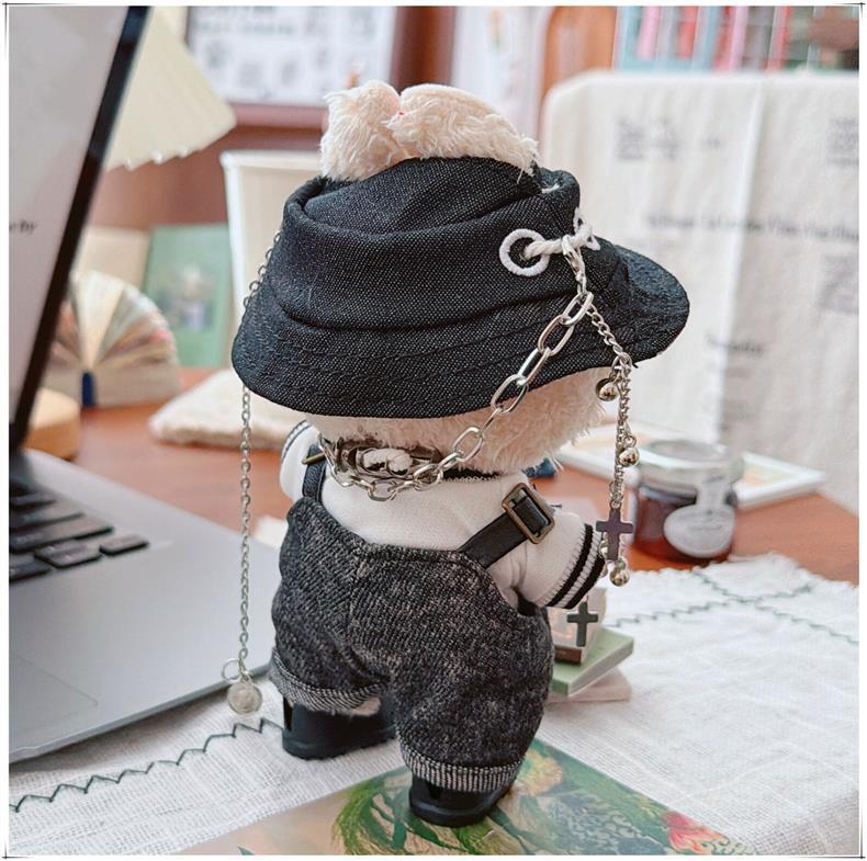 Labubu Doll Clothes Set: Trendy Streetwear for 17cm Sitting Style - Includes Hat and Overalls (1st, 2nd, 3rd Gen)