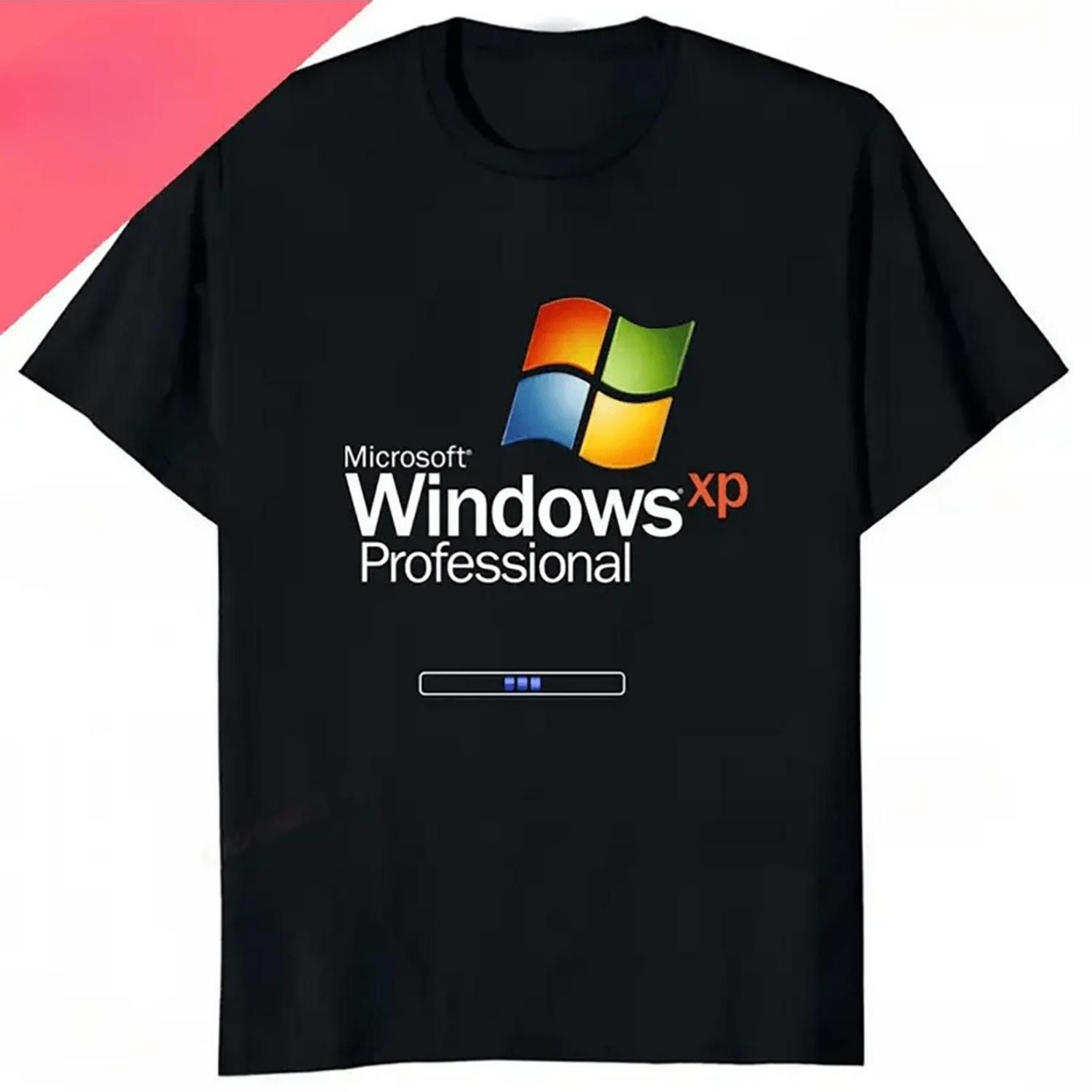 

Мужская графическая футболка Windows XP Professional Черная Повседневная с круглым вырезом и цветным логотипом 100% Хлопок Свободный крой Весна Лето S чёрный