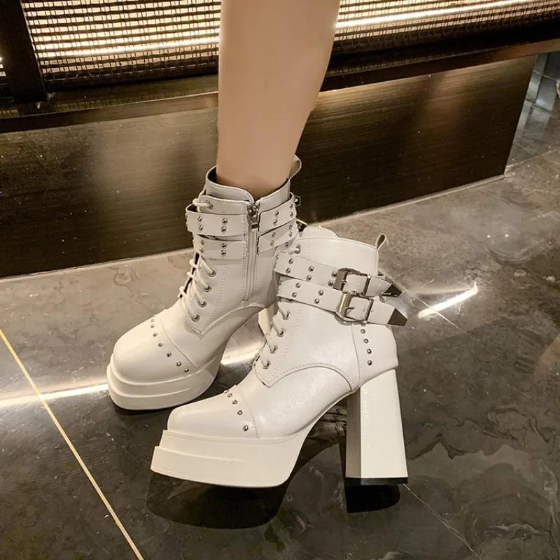 Belt Buckle Rivet Short Boots Side Zip Fashion Round Head Waterproof Platform High Heels Plush Winter Women'S Ankle Boots 35-42