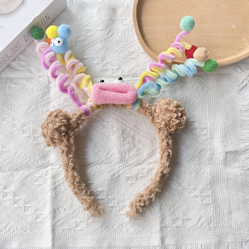 Cartoon Plush Headband: Cute Hair Accessory for Women & Kids, Perfect for Face Washing