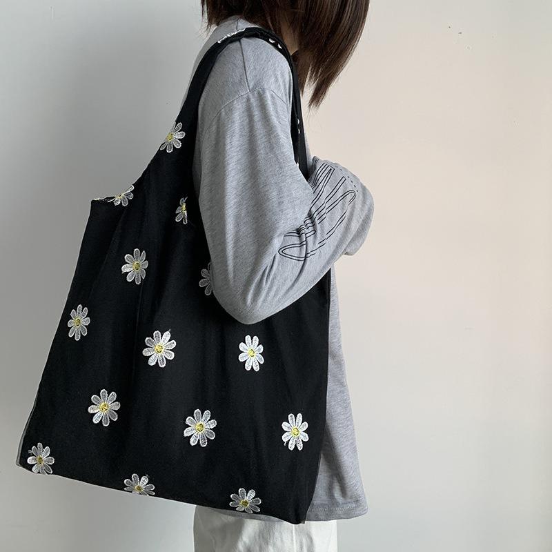 Embroidery Canvas Bag Summer Literary Travel Bag