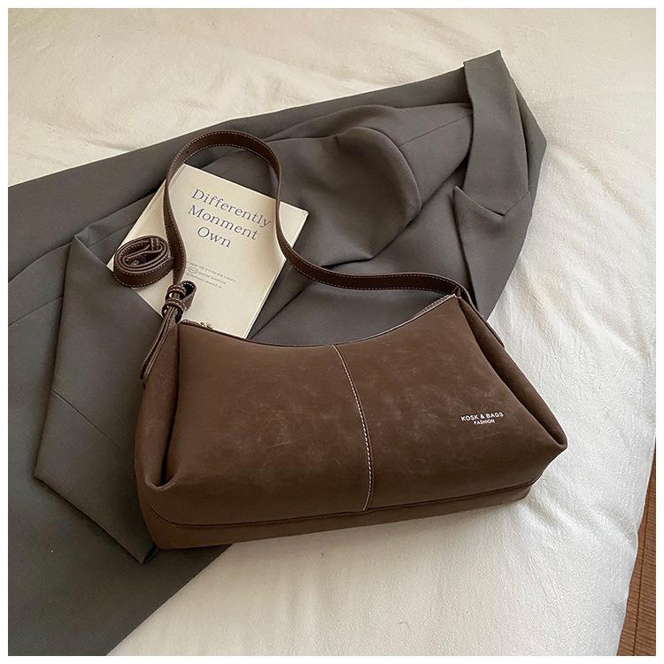 

Niche design casual fashion dumpling bag autumn and winter 2025 new simple shoulder messenger bag retro commuter bag women