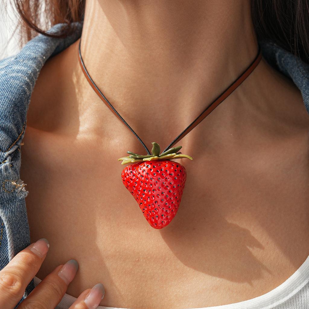 Creative Leather Resin Strawberry Pendant Sweater Chain Vacation Style Niche Unique Necklace