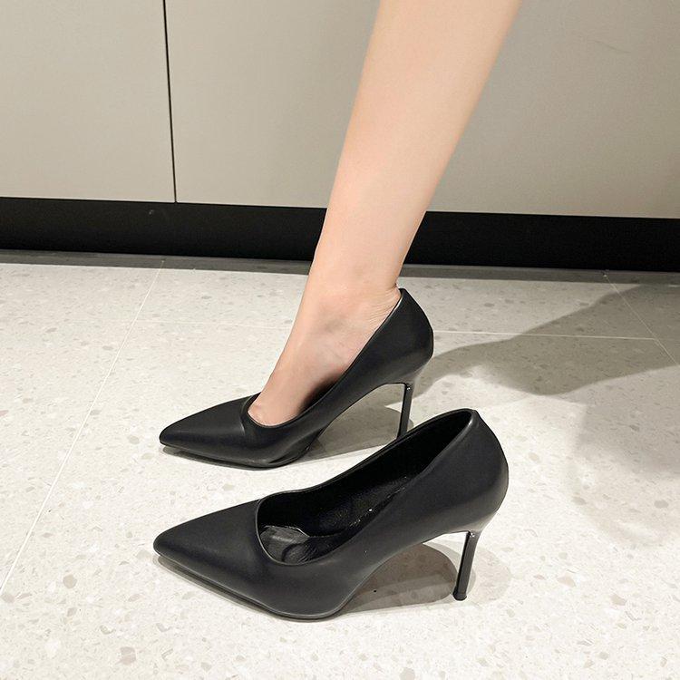 Size 34-43 large size women's shoes 41 fat feet thin heels pointed high heels women's Korean version fashion spring small single shoes 42