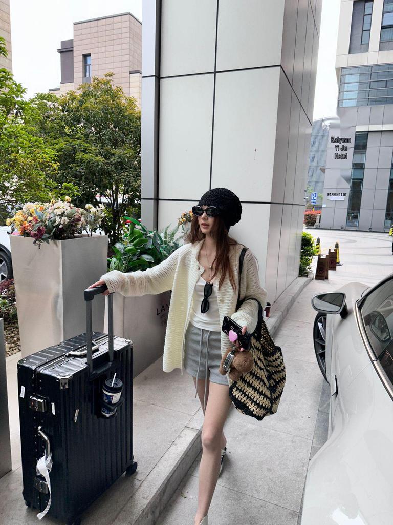 Blogger CozyFit Minimalist Spaghetti Strap Tank Top