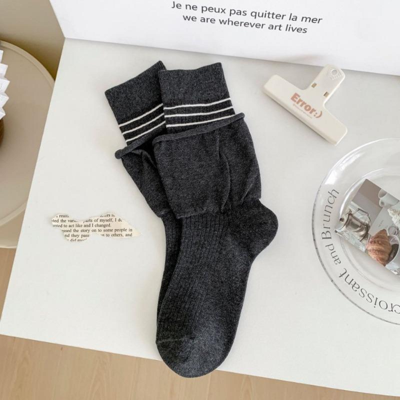 

Women s Spring and Autumn New Double Flared Stitching Stripe Thin Contrast Color Long Tube Stack Socks 1 pair темно-сірий