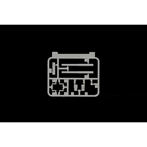 Italeri 1/72 Scale World War II German 15cm sFH 18 Heavy Howitzer/10.5cm sK 18 Heavy Field Gun 2-in-1 Plastic Model Kit with Artillery Figure (IT7082)